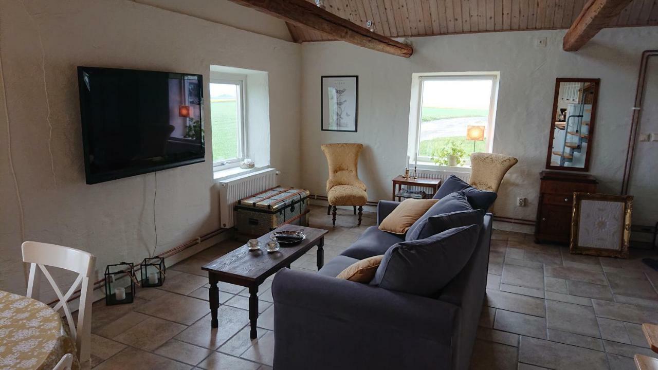 Glamping Och Gardslagenhet Mellan Himmel Och Hav Apartment Skivarp Exterior photo